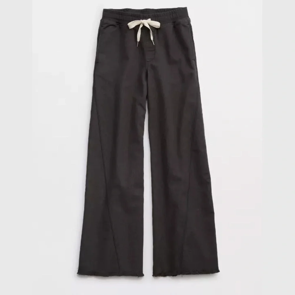 Aerie Black Wide Leg Pants - Picture 2 of 15